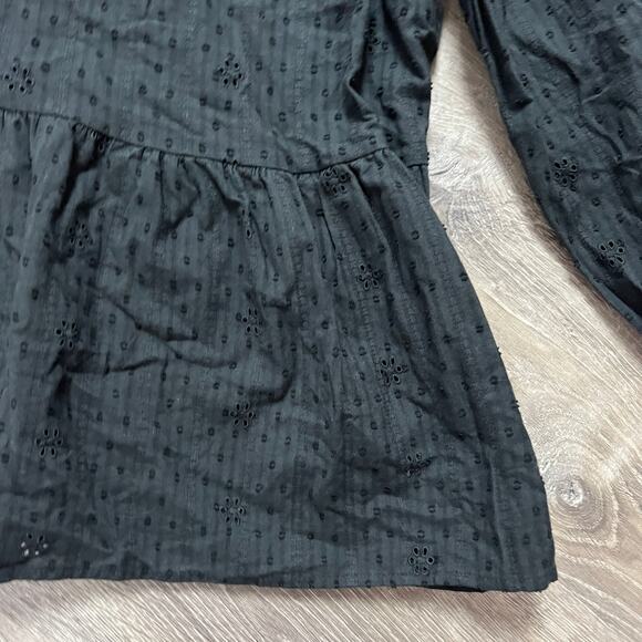 Universal Thread Women's Puff Sleeve Embroidered Ruffle Top - Size Small - NWT - Picture 6 of 9